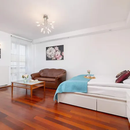 Krupnicza Family With Ac Quiet Old Town By Renters Daire *